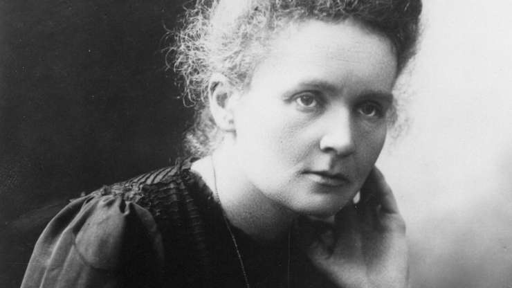 Marie Curie: 4 Facts About the Groundbreaking Scientist